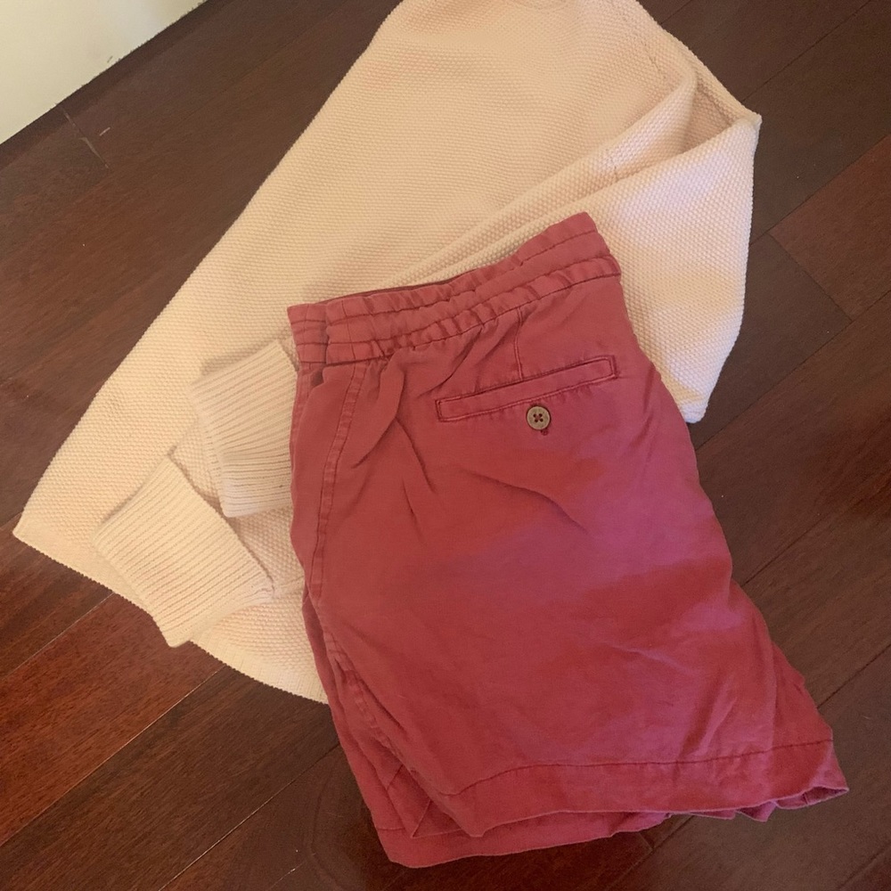 Shorts - Picture 2 of 4